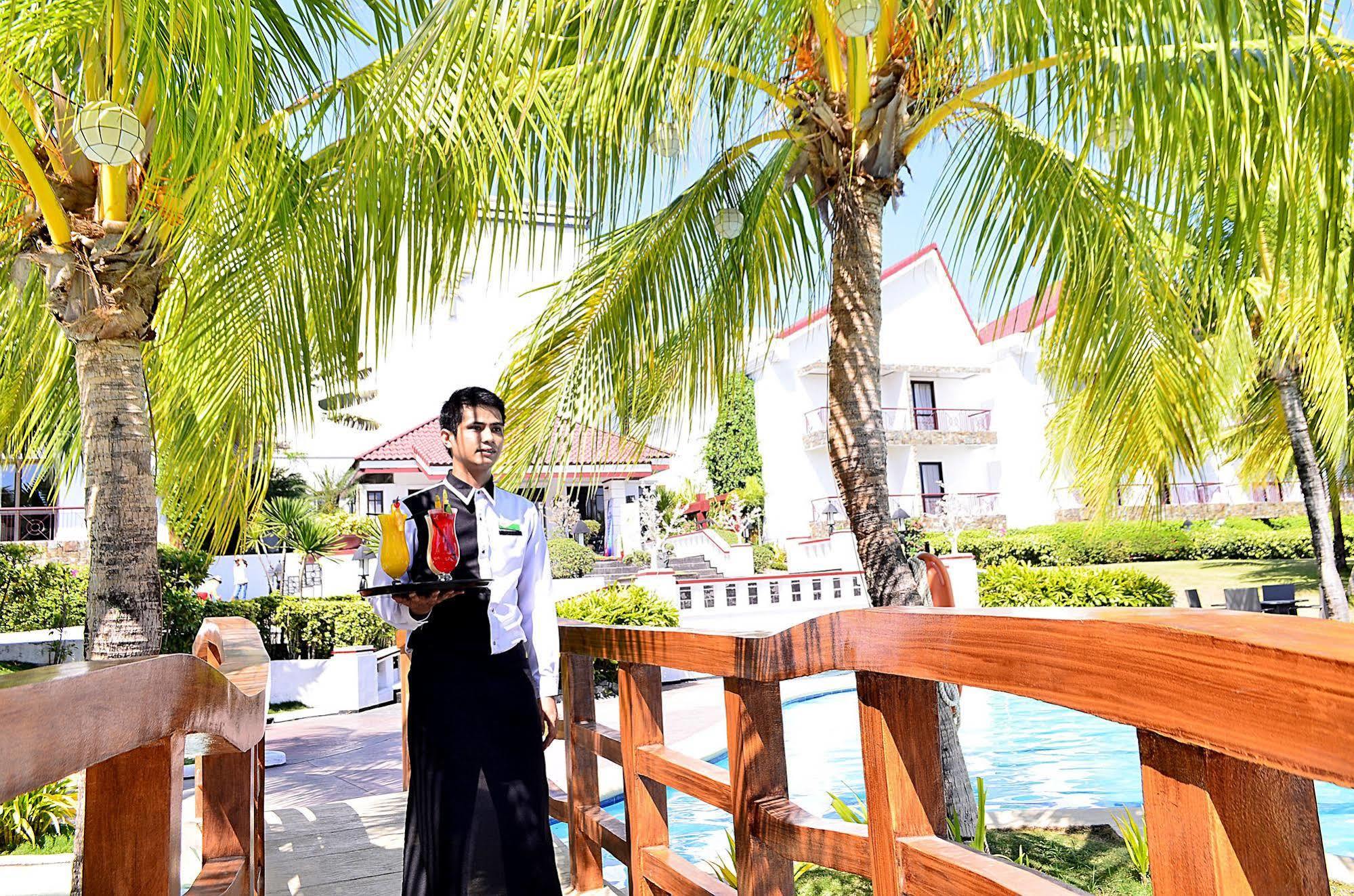 Thunderbird Resorts - Rizal Binangonan Luaran gambar