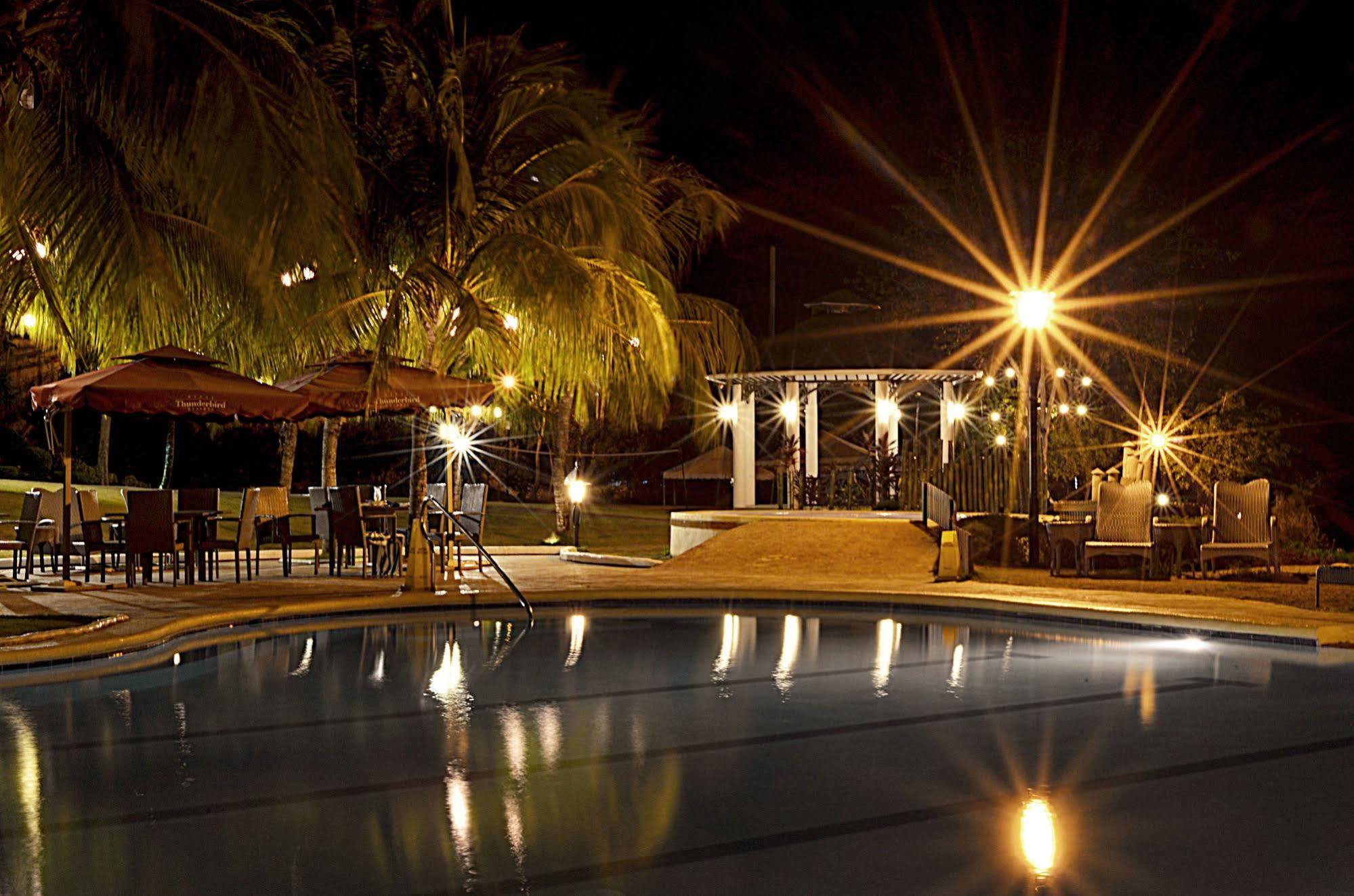 Thunderbird Resorts - Rizal Binangonan Luaran gambar