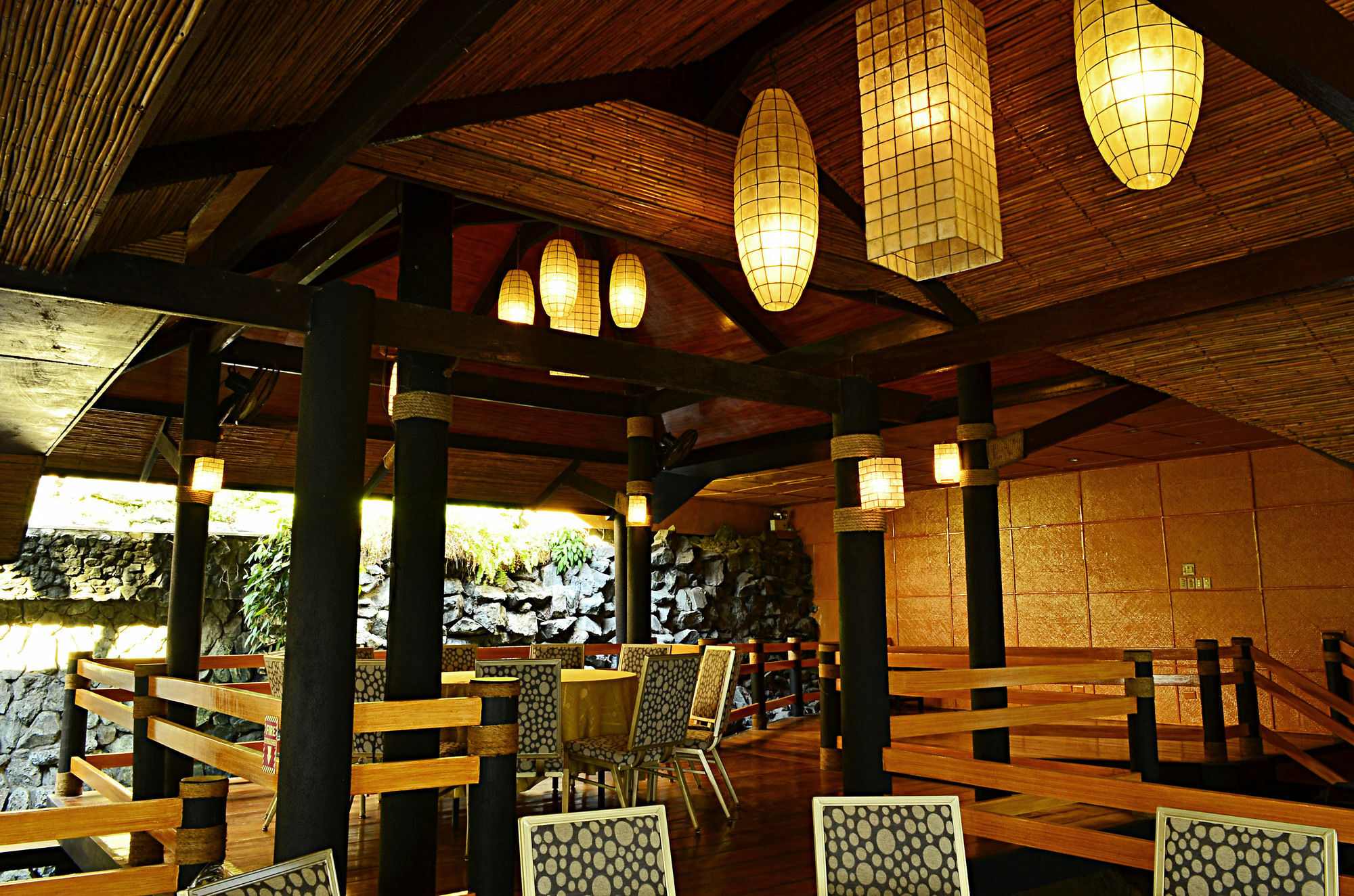 Thunderbird Resorts - Rizal Binangonan Luaran gambar